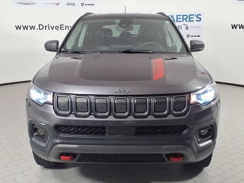 Used 2022 Jeep Compass Trailhawk AWD/4WD image 2