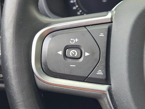 Used 2024 Volvo S60 B5 Core FWD image 34