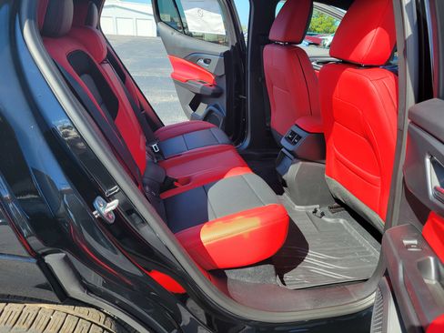 New 2026 Chevrolet Equinox EV RS FWD image 31