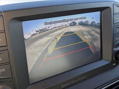 Used 2018 Hyundai Kona SEL image 10