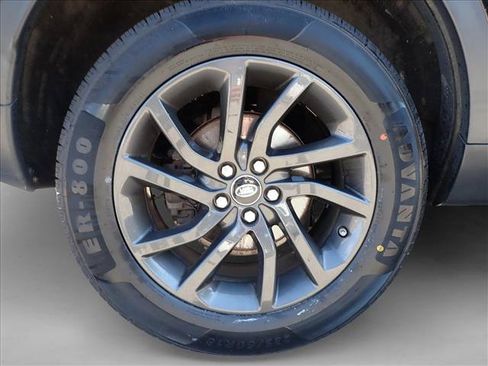Used 2019 Land Rover Discovery Sport HSE AWD/4WD image 7