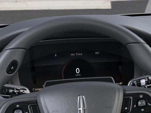 New 2026 Lincoln Corsair Premiere FWD image 13