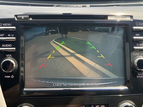 Used 2016 Nissan Murano SV w/ Cargo Package AWD/4WD image 14