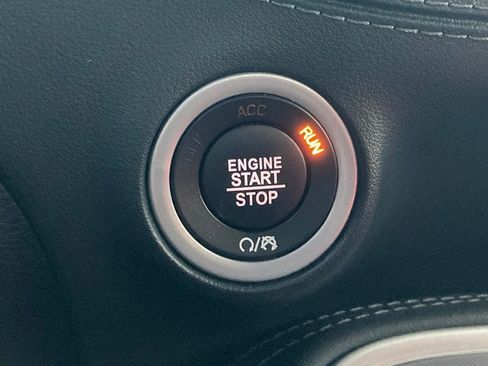 Used 2022 Dodge Challenger R/T Scat Pack RWD image 26