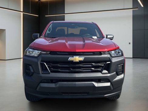 Used 2026 Chevrolet Colorado W/T w/ WT Convenience Package II RWD image 8