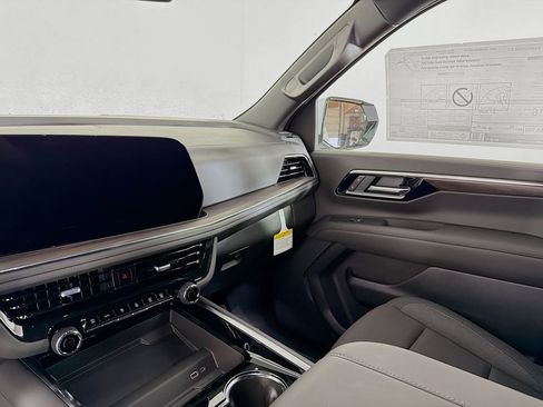 New 2026 Chevrolet Suburban LS w/ Max Trailering Package image 19