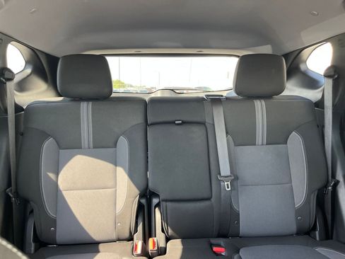 Used 2025 Chevrolet Blazer LT FWD image 39