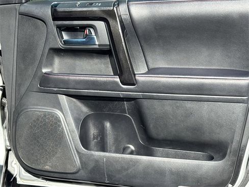 Used 2022 Toyota 4Runner TRD Off-Road image 14