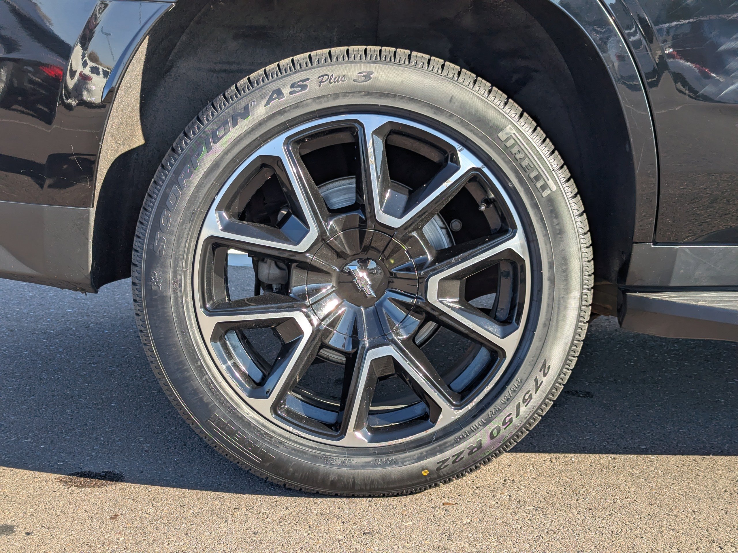Certified 2021 Chevrolet Tahoe RST w/ Luxury Package AWD/4WD image 54