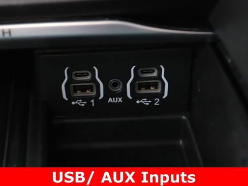 Used 2023 Chrysler Pacifica Limited w/ S Appearance Package FWD image 27