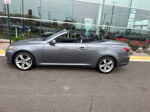 Used 2012 Lexus IS 250C w/ Luxury Pkg RWD image 22