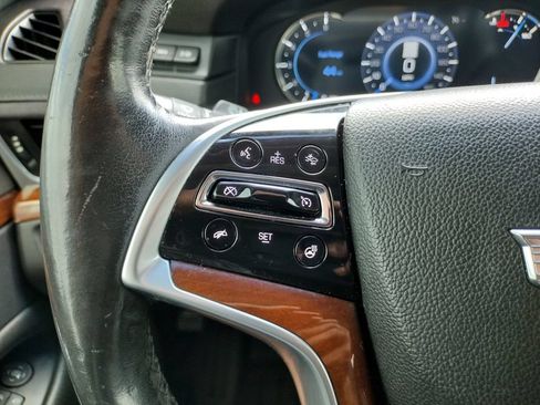 Used 2019 Cadillac Escalade ESV Luxury AWD/4WD image 30