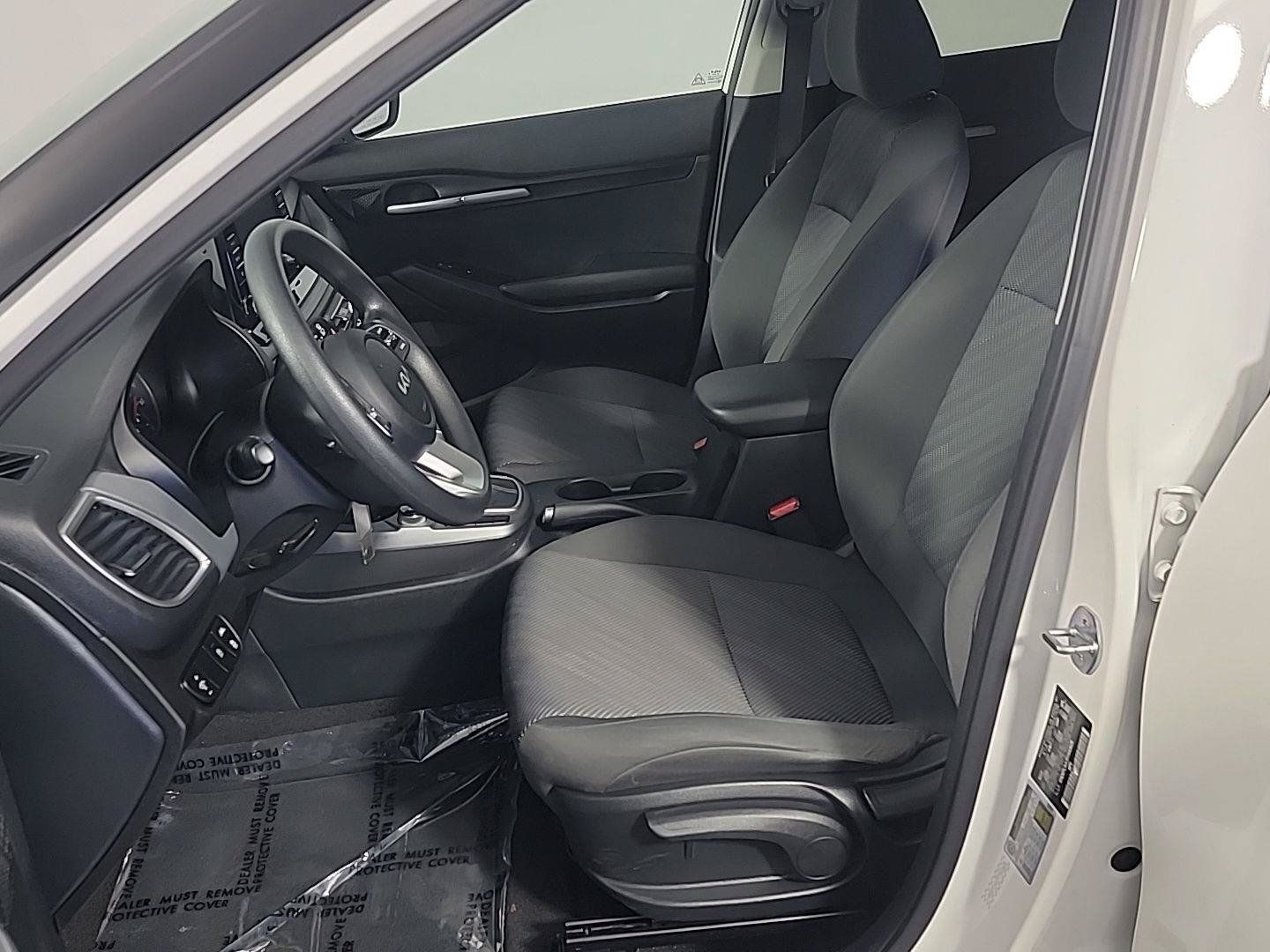Certified 2023 Kia Seltos LX AWD/4WD image 18