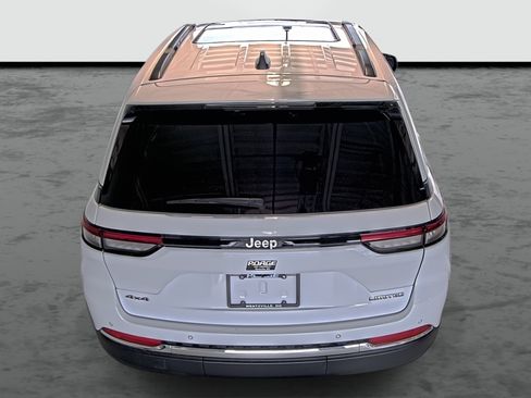 Used 2022 Jeep Grand Cherokee Limited AWD/4WD image 3