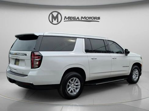 Used 2021 Chevrolet Suburban LT RWD image 8