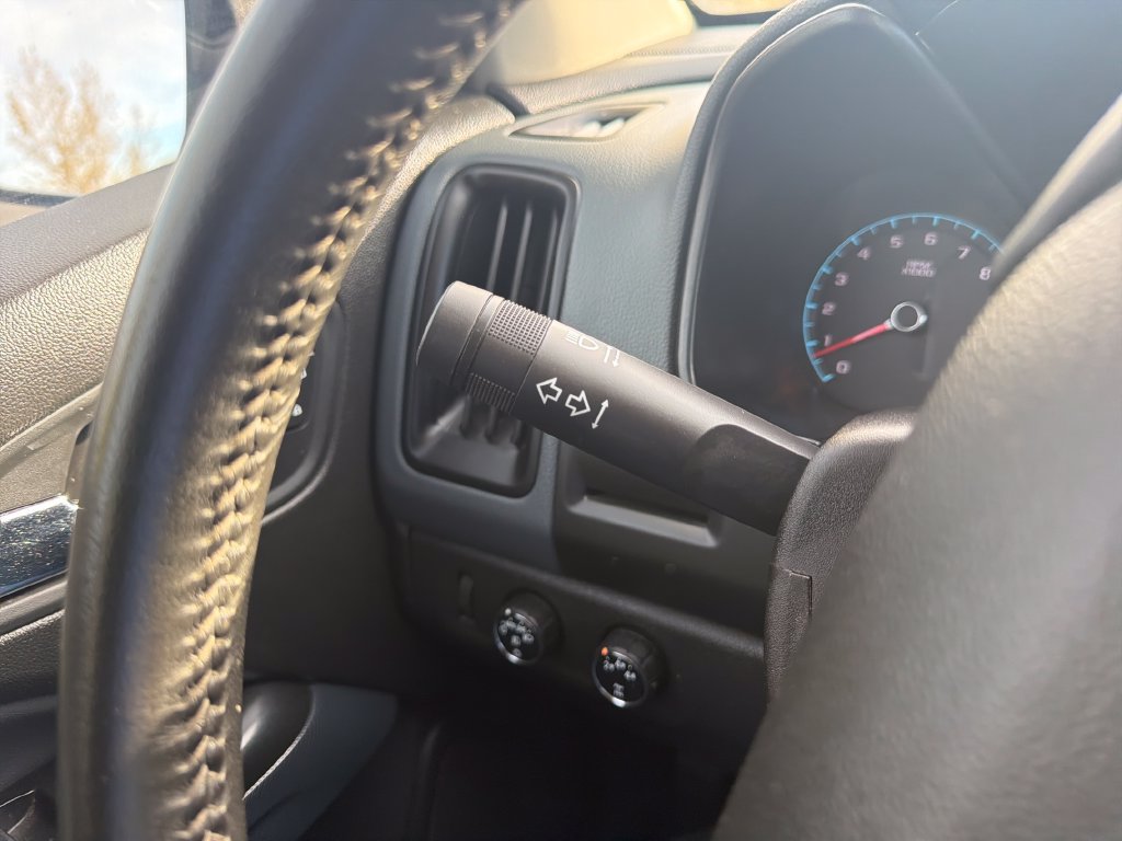Used 2016 Chevrolet Colorado Z71 AWD/4WD image 8