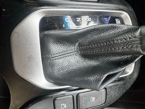 Used 2018 Hyundai Santa Fe Sport image 20