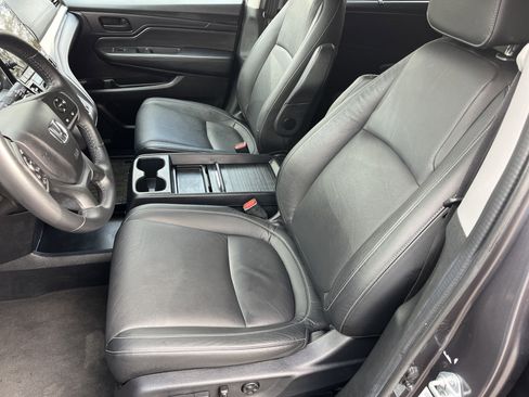 Used 2024 Honda Odyssey EX-L image 19