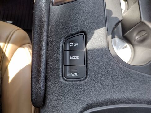 Used 2019 Cadillac XT5 Platinum AWD/4WD image 28