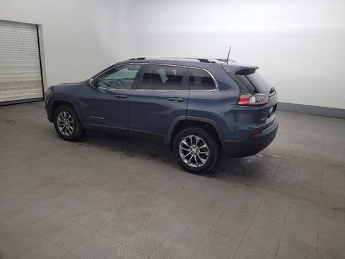 Used 2020 Jeep Cherokee Latitude Plus w/ Cold Weather Group AWD/4WD image 3