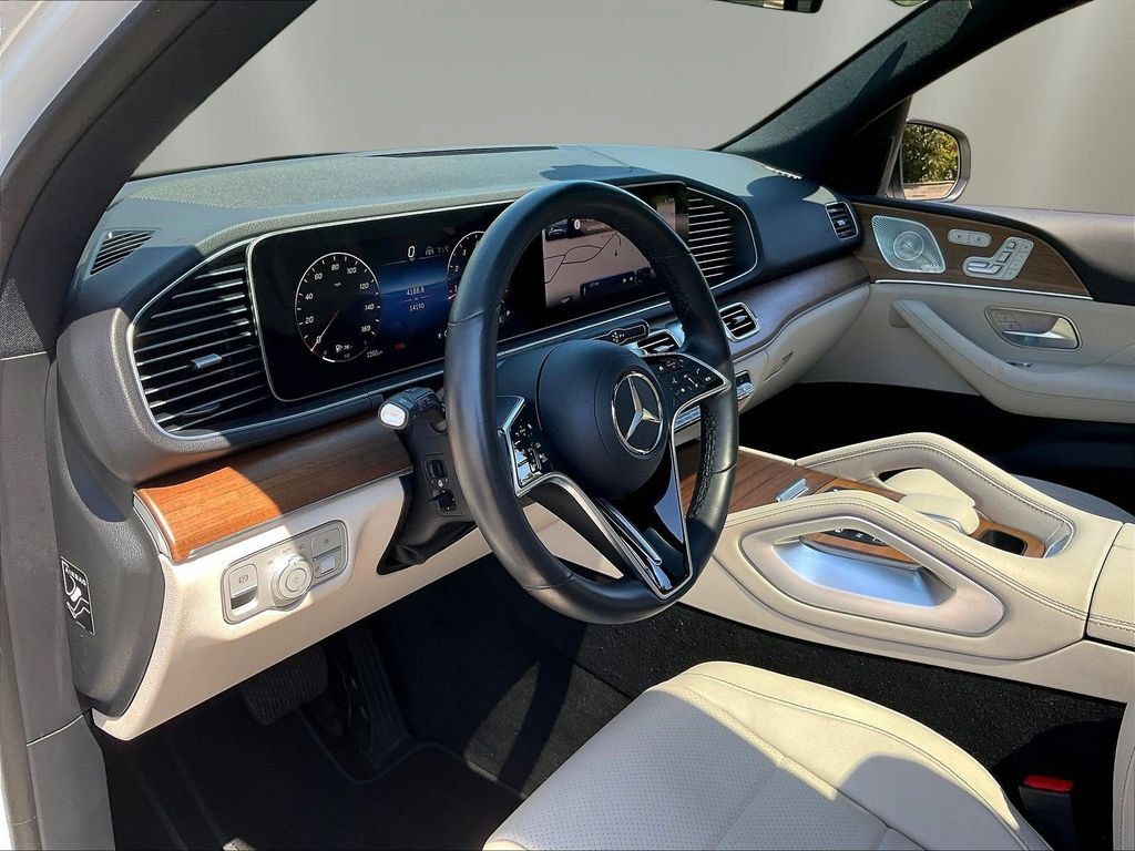 Certified 2025 Mercedes-Benz GLE 450 4MATIC w/ AMG Line Exterior image 19