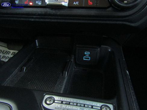 Certified 2025 Ford Bronco Outer Banks AWD/4WD image 36