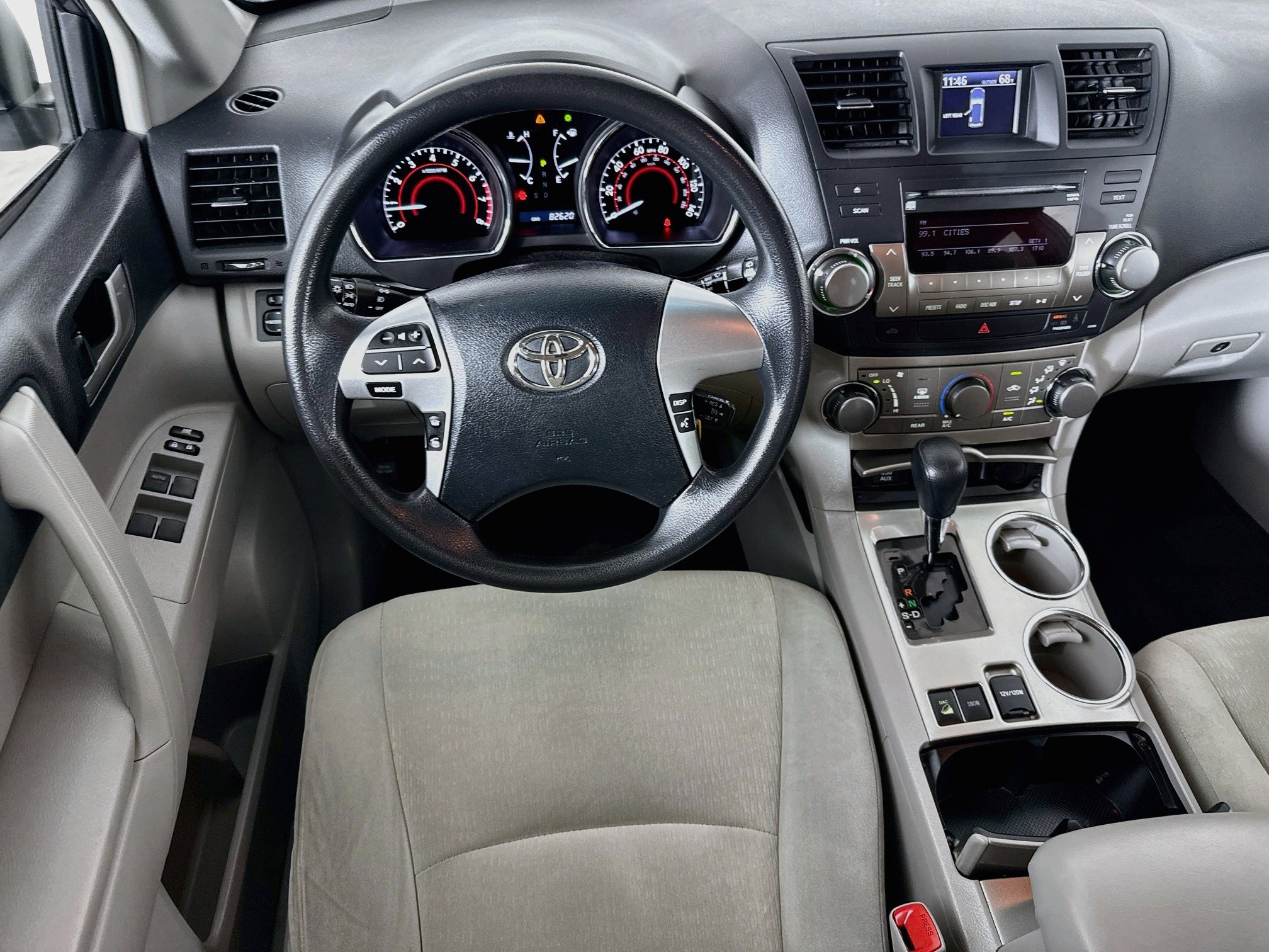 Used 2012 Toyota Highlander 4WD w/ Tech Pkg image 22