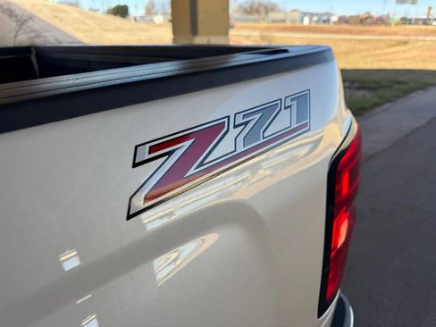 Used 2015 Chevrolet Silverado 1500 LT w/ Texas Edition, 1LT Trim image 21