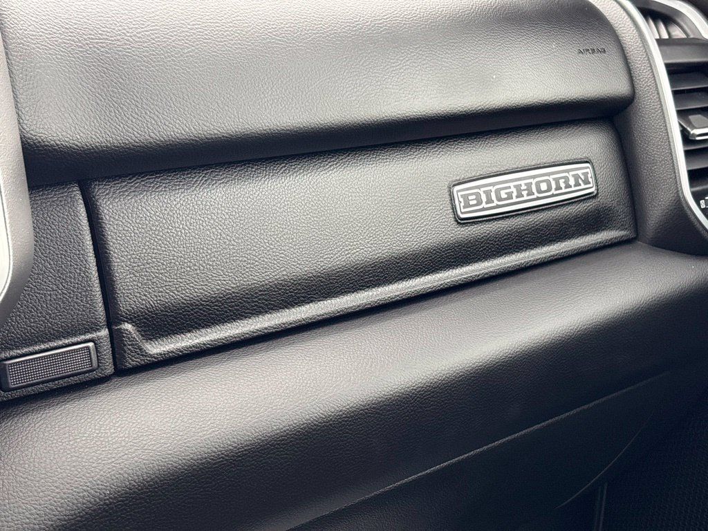 Used 2022 RAM 1500 Big Horn AWD/4WD image 32