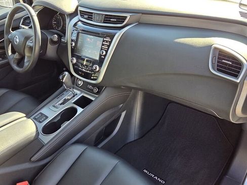 Used 2022 Nissan Murano SV image 15