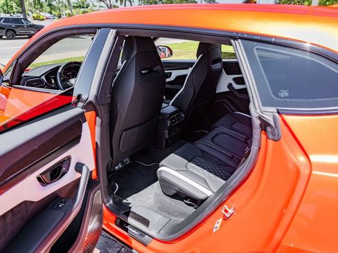 Used 2024 Lamborghini Urus S AWD/4WD image 38