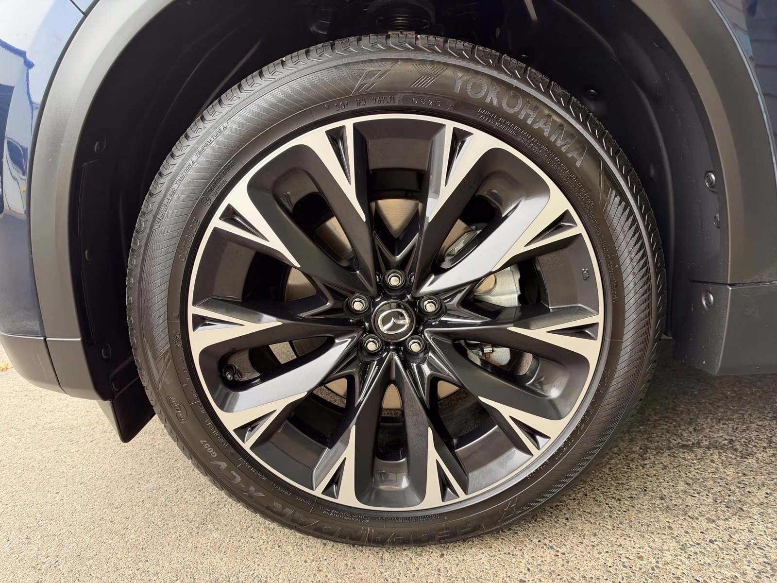 Used 2024 MAZDA CX-90 Plug-In Hybrid w/ Premium Plus AWD/4WD image 20