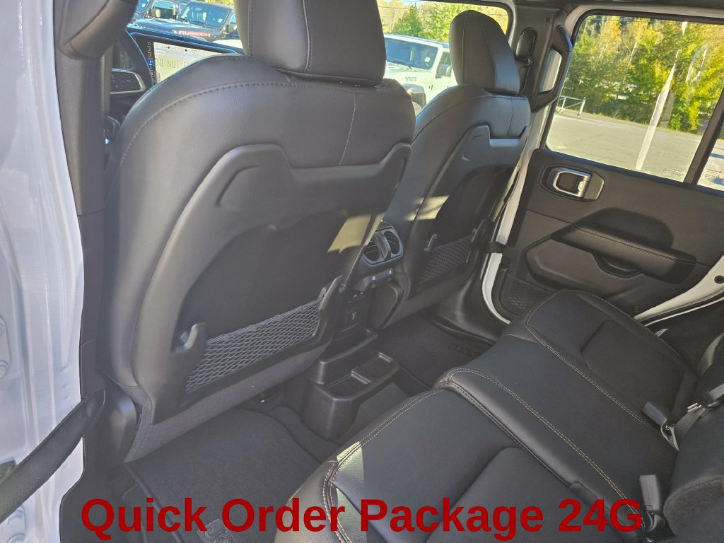 New 2026 Jeep Wrangler Unlimited Sahara AWD/4WD image 23