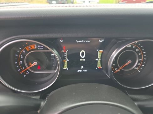 Used 2023 Jeep Gladiator Rubicon AWD/4WD image 24