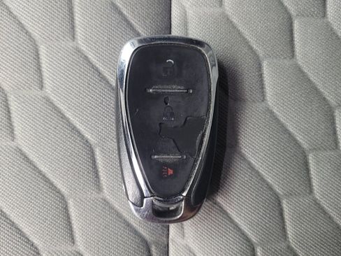 Used 2020 Chevrolet Equinox LS w/ LS Convenience Package FWD image 32