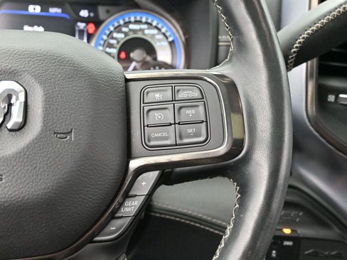 Used 2019 RAM 3500 Limited image 15