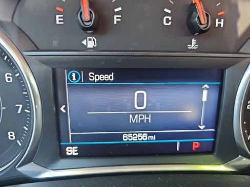 Used 2020 GMC Terrain SLE w/ Driver Convenience Package FWD image 16