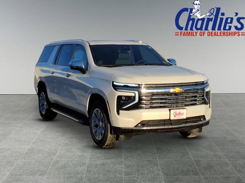 New 2025 Chevrolet Suburban Premier w/ Sun And Tow Package image 3