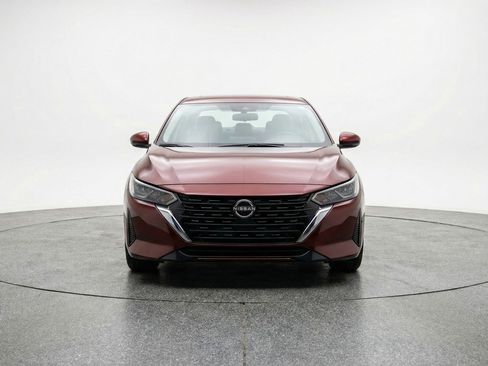 Used 2025 Nissan Sentra SV FWD image 2