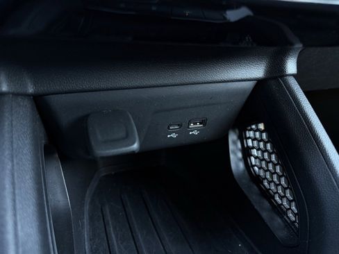 Used 2025 Chevrolet TrailBlazer LT image 19