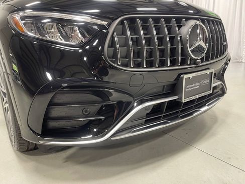 Used 2024 Mercedes-Benz GLC 43 AMG 4MATIC image 11