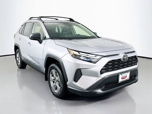 Used 2025 Toyota RAV4 LE image 3