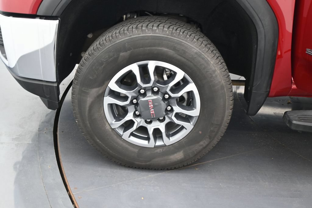 Used 2022 GMC Sierra 3500 SLT w/ SLT Convenience Package AWD/4WD image 8