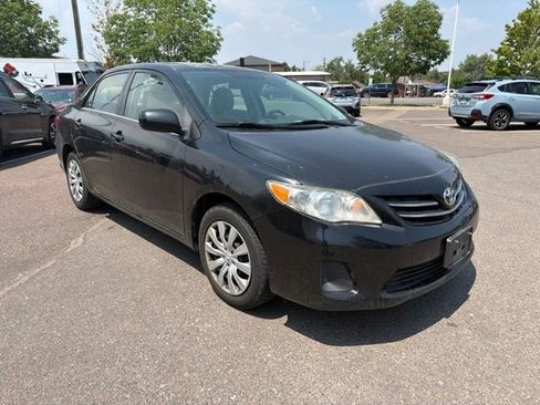 Used 2013 Toyota Corolla LE FWD image 7