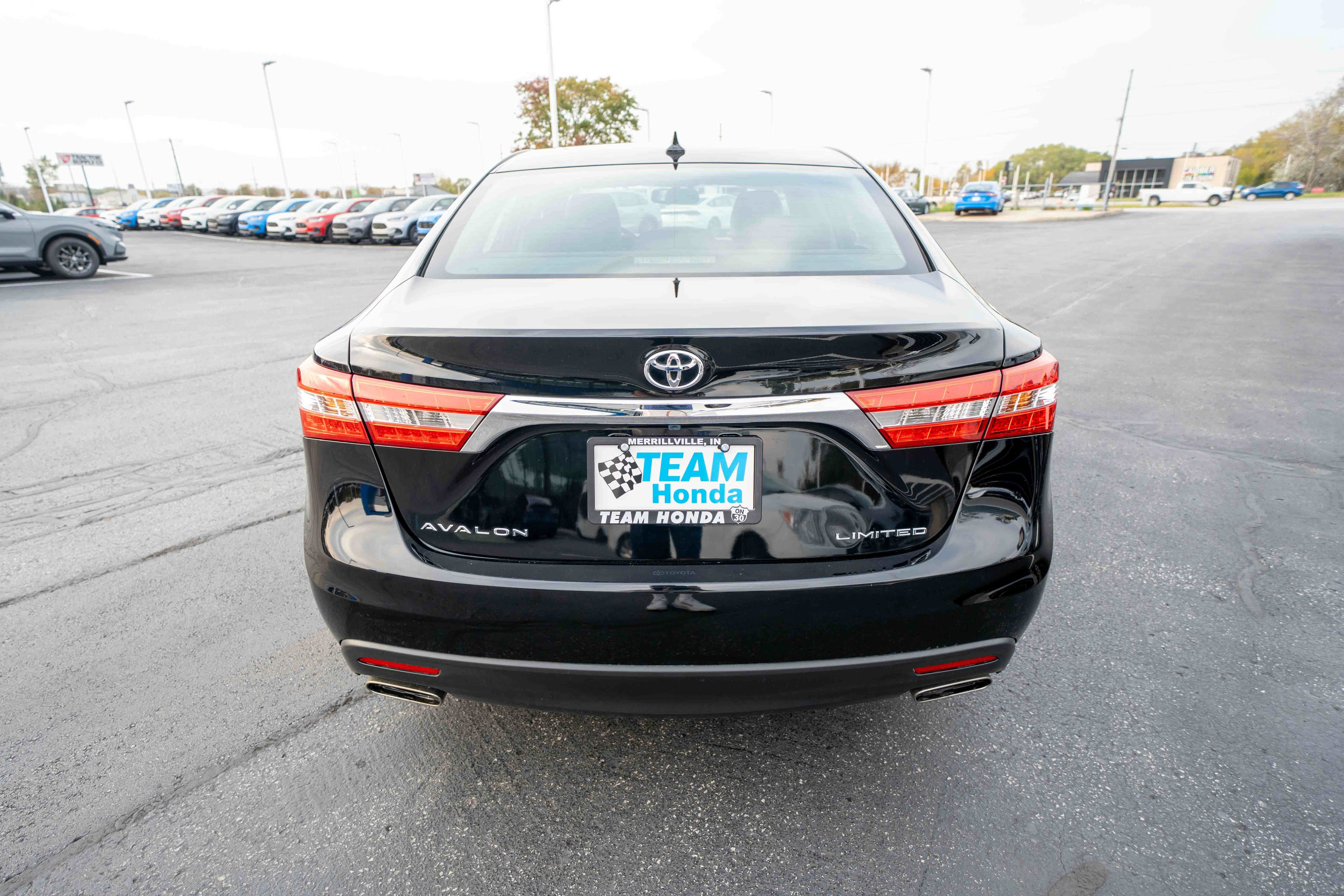 Used 2015 Toyota Avalon Limited FWD image 5