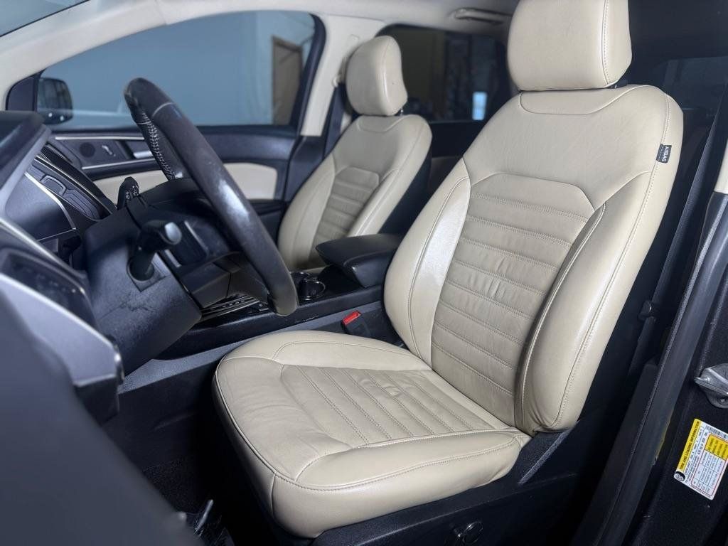 Used 2015 Ford Edge SEL w/ Equipment Group 201A FWD image 25