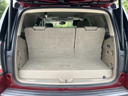 Used 2019 GMC Yukon SLT w/ Open Road Package RWD image 14