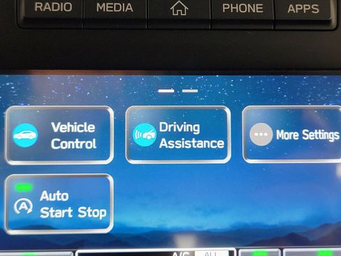 Used 2025 Subaru Forester AWD/4WD image 21