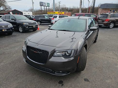 Used 2021 Chrysler 300 S image 11