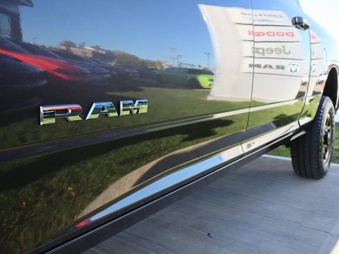 Used 2025 RAM 2500 Laramie image 10